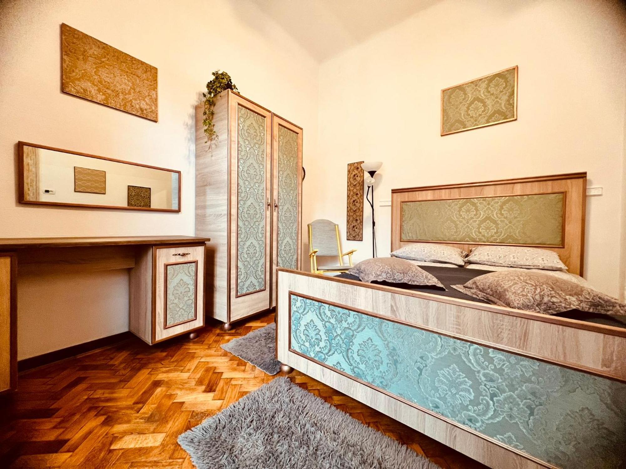 Elizabeth Brasov Apartment Exterior foto